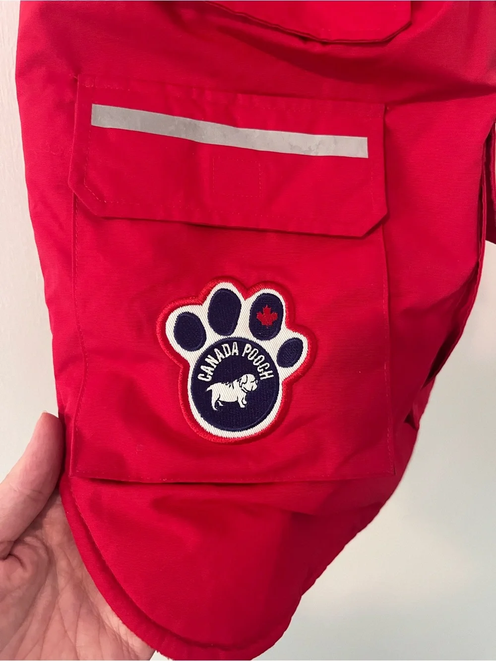 Red Canada Pooch Jacket Velcro Pockets Removable Hood 20